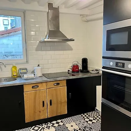 Magnifique Cl-fd Centre Historique Marche Poissons A * Clermont-Ferrand