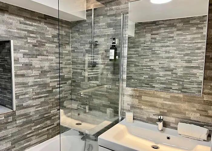 Magnifique Cl-fd Centre Historique Marche Poissons A